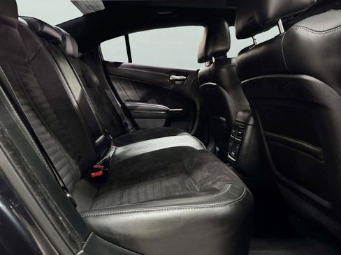 Used 2019 Dodge Charger Scat Pack w/ Daytona Edition Group RWD image 45