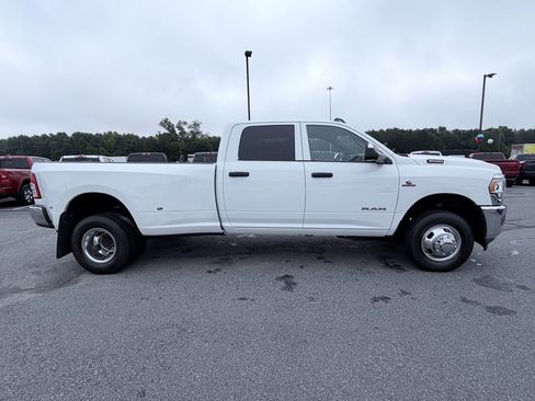 Used 2021 RAM 3500 Tradesman AWD/4WD image 4