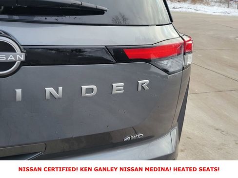 Certified 2025 Nissan Pathfinder SV image 15