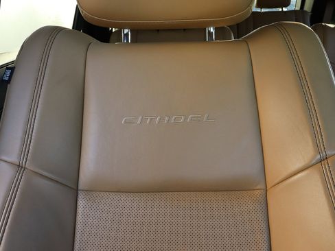 Used 2012 Dodge Durango Citadel image 29