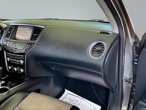 Used 2019 Nissan Pathfinder SV w/ Rock Creek Edition AWD/4WD image 24