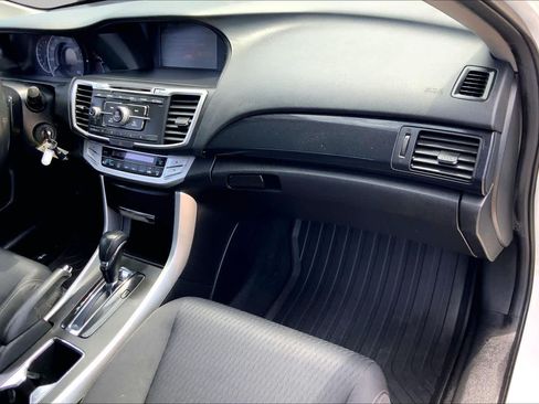 Used 2015 Honda Accord Sport image 18
