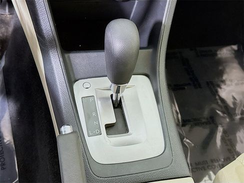 Used 2015 Subaru Impreza 2.0i image 8