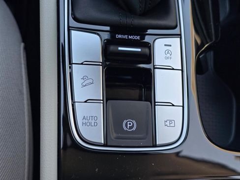 New 2026 Hyundai Tucson SE image 21