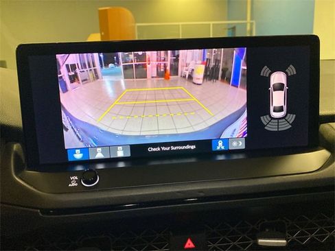 Used 2024 Honda Accord Touring image 17