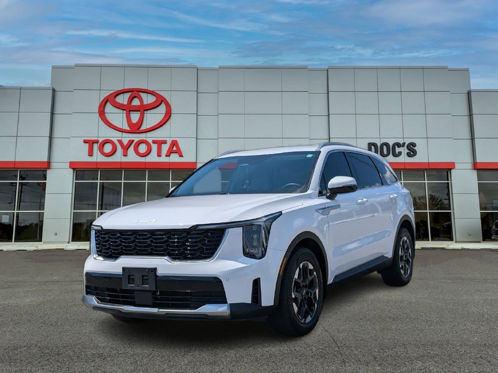 Used 2025 Kia Sorento S FWD image 1