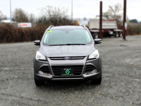 Used 2014 Ford Escape Titanium image 2