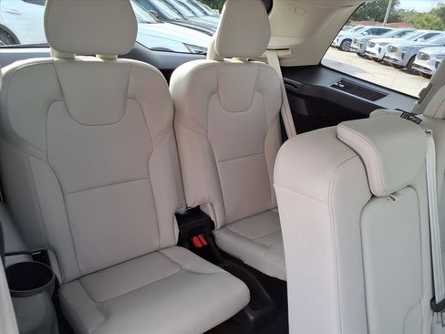 Certified 2024 Volvo XC90 B6 Plus image 16