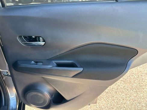Used 2023 Nissan Kicks SV FWD image 14