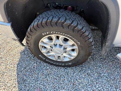 Used 2020 Chevrolet Silverado 2500 LTZ w/ LTZ Plus Package AWD/4WD image 34