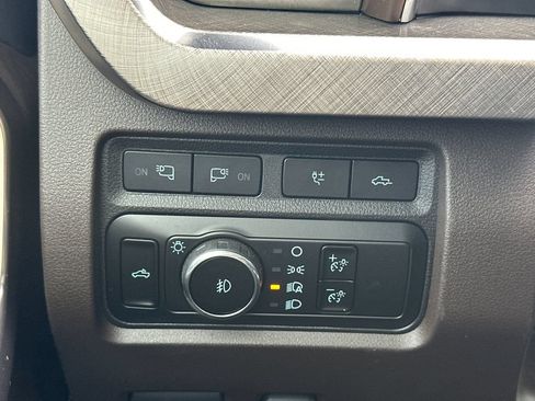 Used 2024 Ford F250 King Ranch w/ Chrome Package AWD/4WD image 32