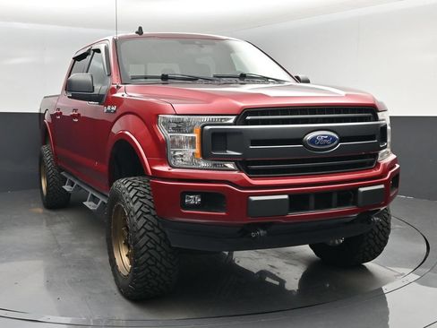 Used 2019 Ford F150 XLT w/ Equipment Group 302A Luxury AWD/4WD image 8