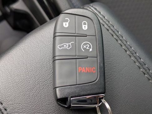 New 2026 Jeep Compass Latitude AWD/4WD image 26