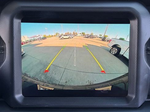 Used 2021 Jeep Wrangler Unlimited Sahara w/ Cold Weather Group image 18