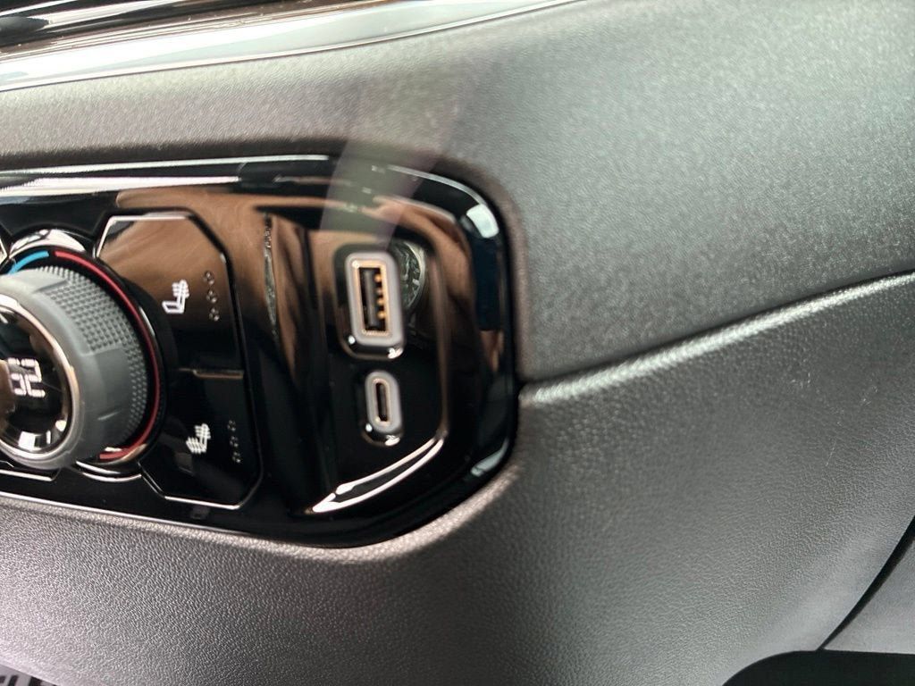New 2026 Chevrolet Silverado 1500 LT AWD/4WD image 15