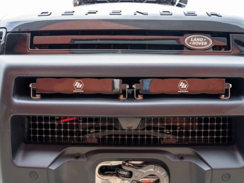 Used 2023 Land Rover Defender 110 S image 63