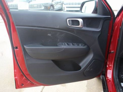 New 2026 Hyundai Venue SEL image 8