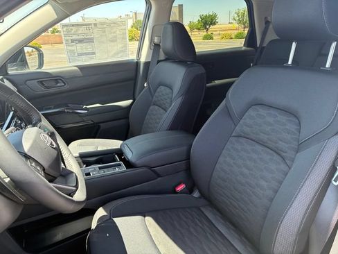 New 2026 Nissan Pathfinder SV FWD image 12