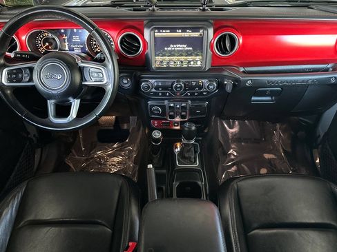 Used 2019 Jeep Wrangler Unlimited Rubicon AWD/4WD image 14