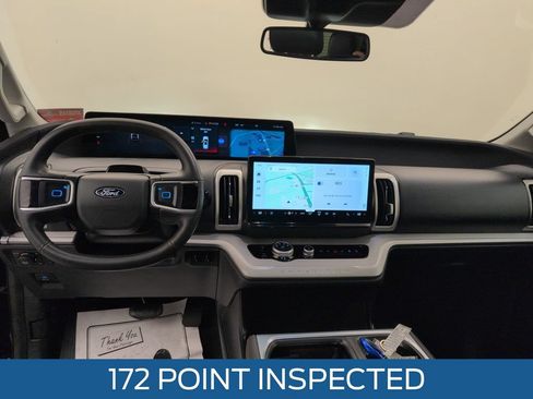 Used 2025 Ford Expedition Active AWD/4WD image 7