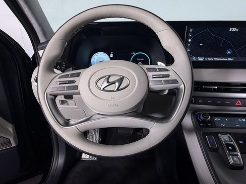 Used 2025 Hyundai Palisade Calligraphy AWD/4WD image 12
