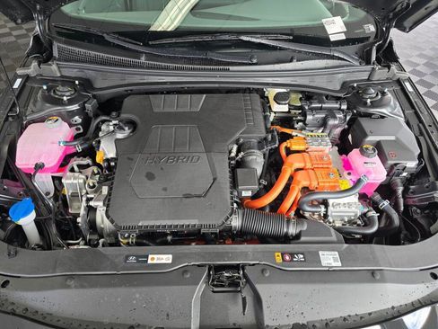 New 2026 Hyundai Elantra Hybrid FWD image 11