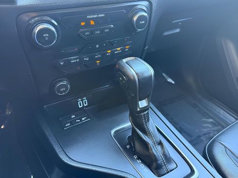 Used 2019 Ford Ranger Lariat w/ Equipment Group 501A Mid RWD image 18