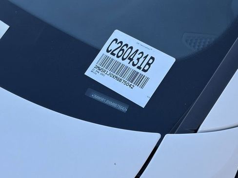 Used 2021 BMW 330i Sedan w/ Convenience Package image 11