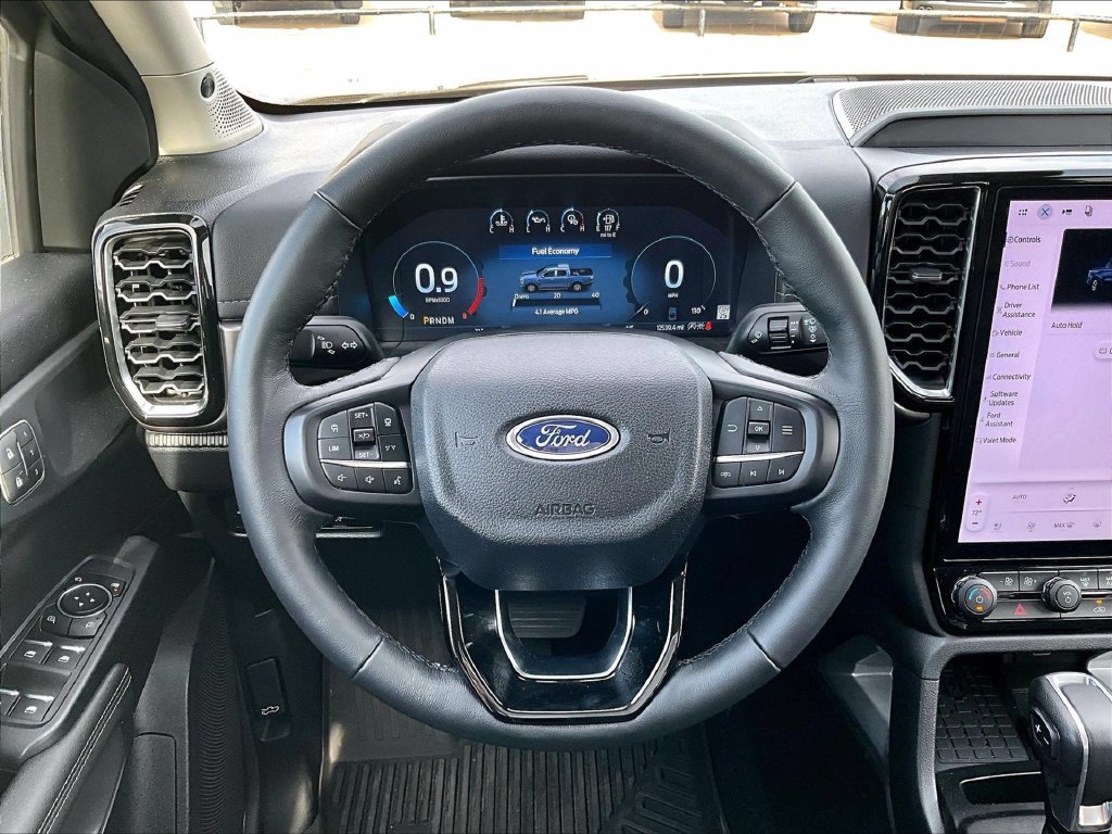 Used 2025 Ford Ranger Lariat w/ Convenience Package AWD/4WD image 15
