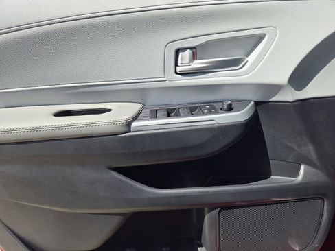 New 2026 Toyota Sienna XLE FWD image 17