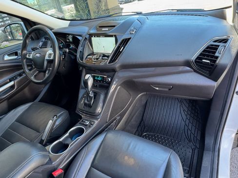 Used 2016 Ford Escape Titanium w/ Canadian Touring Package AWD/4WD image 24