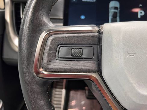 Used 2023 Rivian R1T Launch Edition image 9