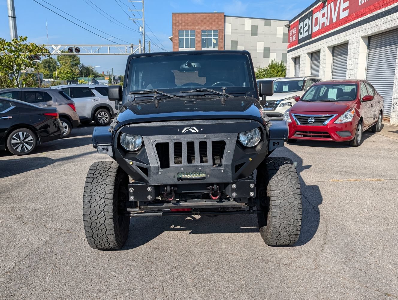 Used 2014 Jeep Wrangler Unlimited Rubicon w/ Connectivity Group AWD/4WD image 3