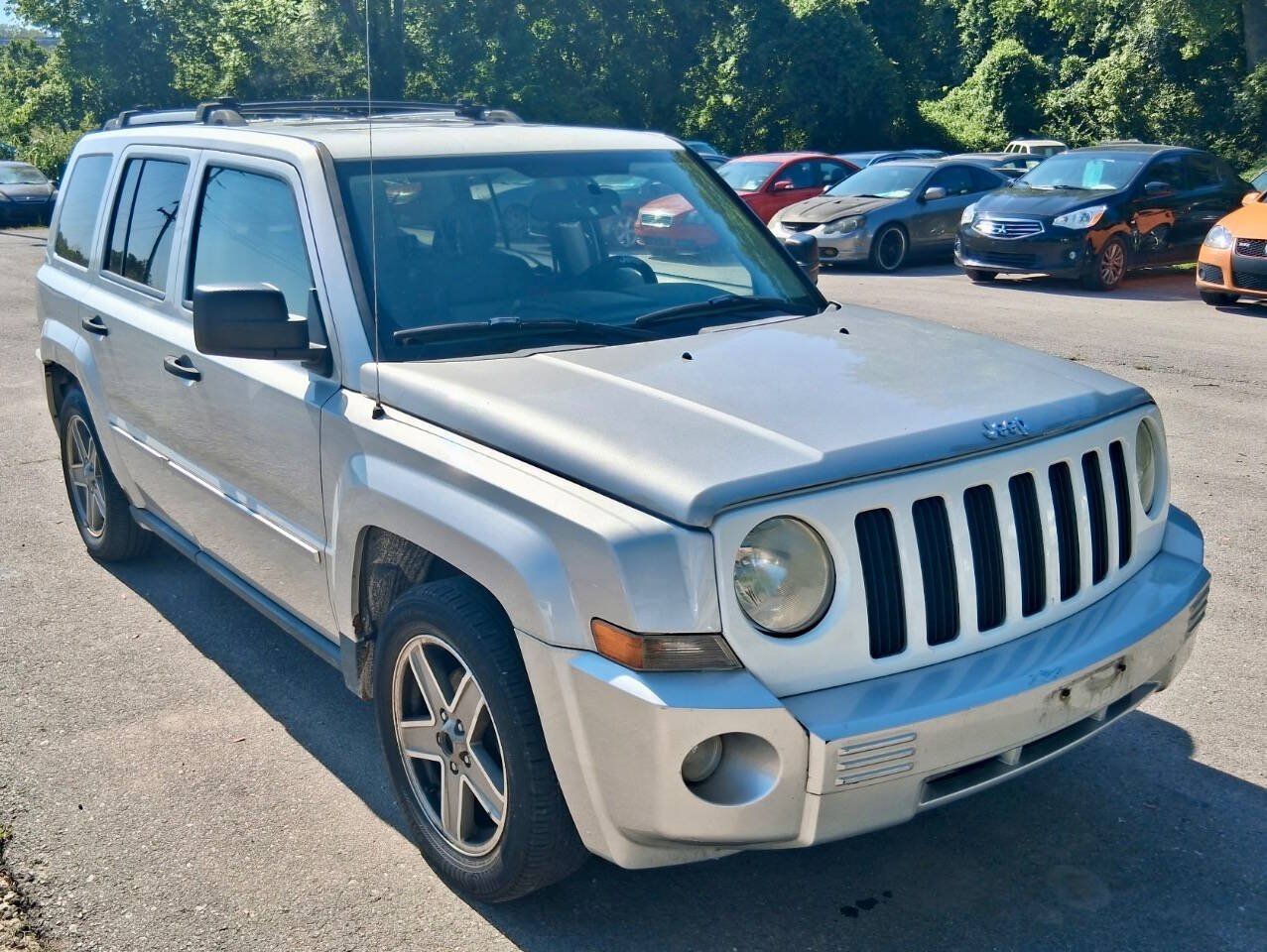 Used 2007 Jeep Patriot Limited w/ Driver Convenience Group FWD image 1