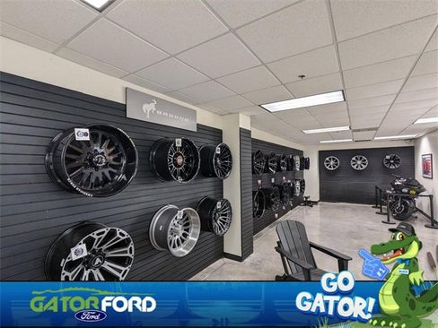 Used 2020 Ford Explorer ST w/ ST Street Pack image 40