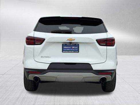 Used 2023 Chevrolet Blazer LT FWD image 6