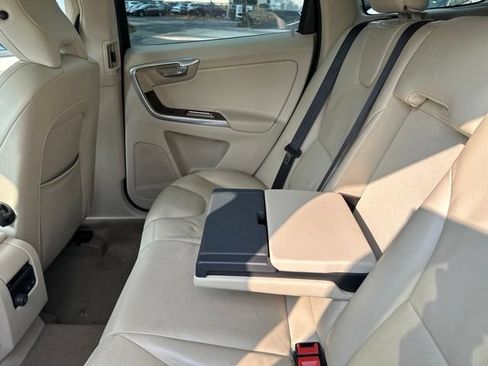 Used 2014 Volvo XC60 T6 AWD/4WD image 13