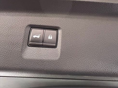 Used 2025 INFINITI QX60 Pure image 29