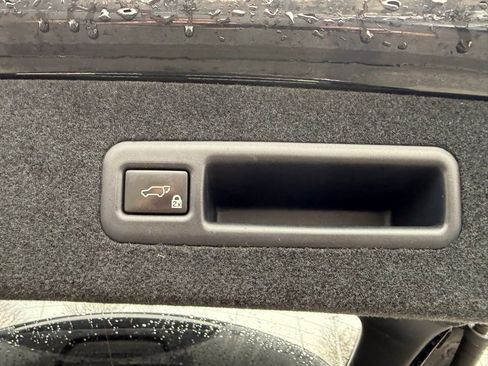 Used 2019 Lexus RX 450hL Luxury w/ Accessory Package image 20