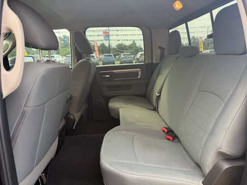 Used 2019 RAM 1500 Classic SLT AWD/4WD image 17