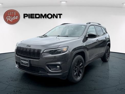 Certified 2023 Jeep Cherokee Altitude Lux image 6