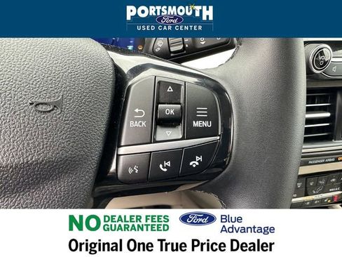 Used 2022 Ford Escape SEL w/ Technology Package image 18
