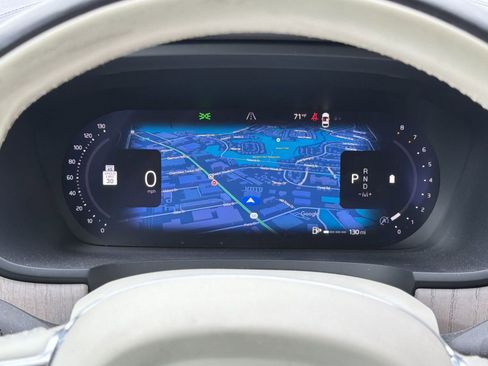 Certified 2023 Volvo S90 B6 Ultimate w/ Protection Package Premier AWD/4WD image 18