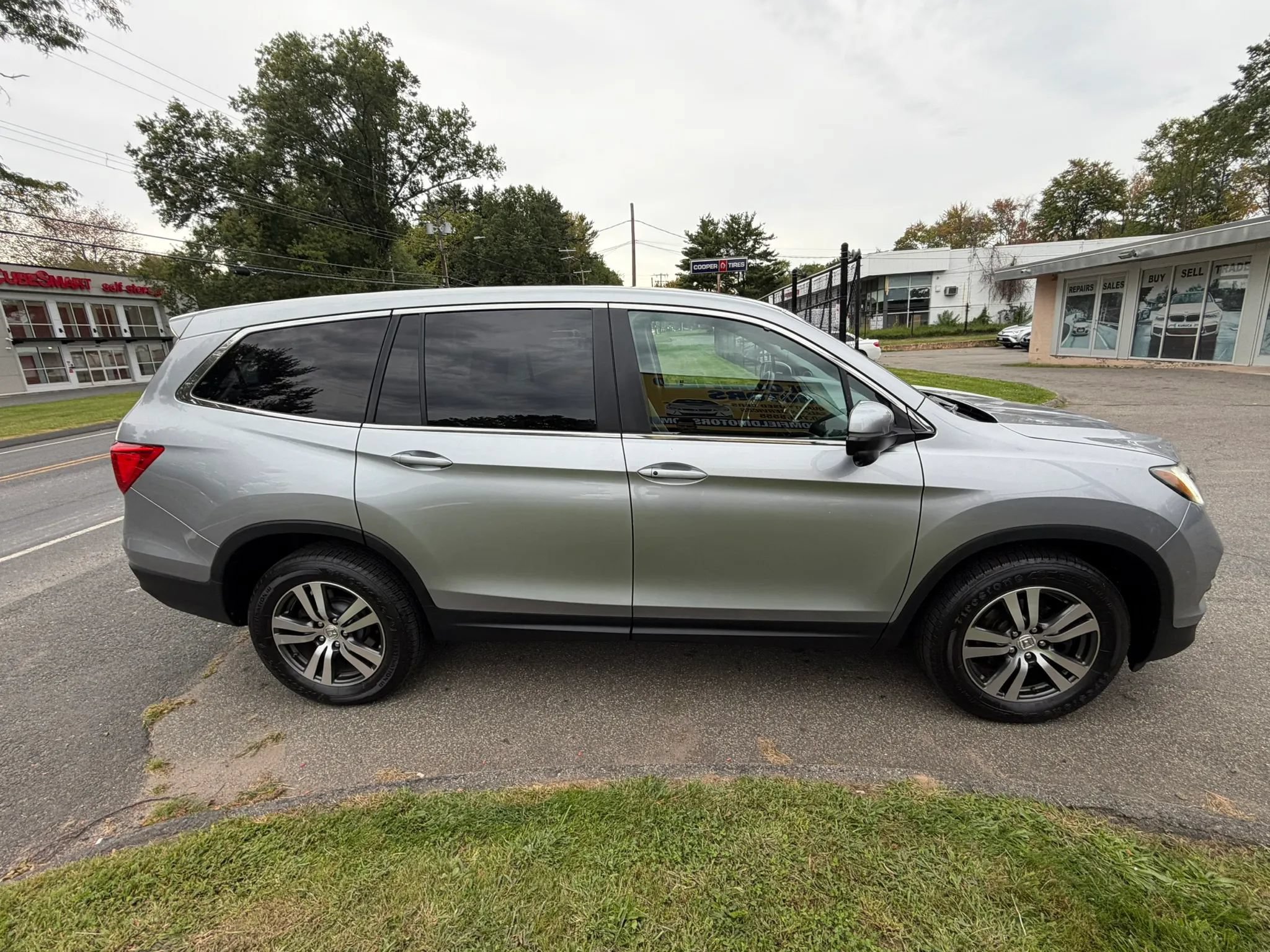 Used 2016 Honda Pilot EX image 4