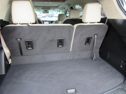 Used 2021 Buick Enclave Essence w/ Sport Touring Edition FWD image 42