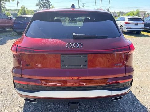 Certified 2025 Audi Q5 Premium w/ Premium Plus AWD/4WD image 4