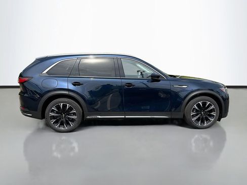 Used 2024 MAZDA CX-90 Plug-In Hybrid w/ Premium Pkg image 4