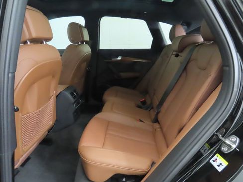 Used 2023 Audi Q5 2.0T Premium Plus w/ Premium Plus Package image 22