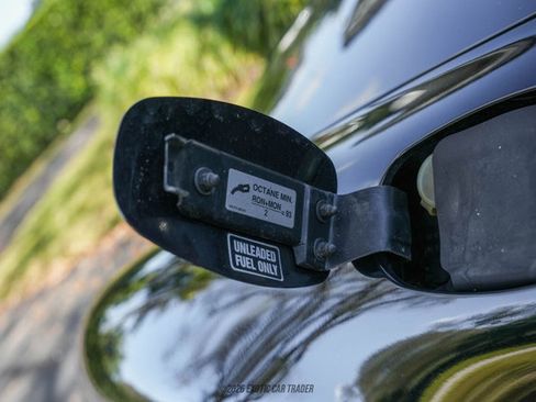 Used 1995 Porsche 911 Carrera image 79