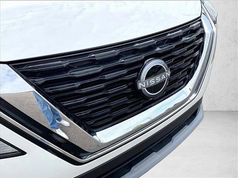 Used 2023 Nissan Rogue SV FWD image 27